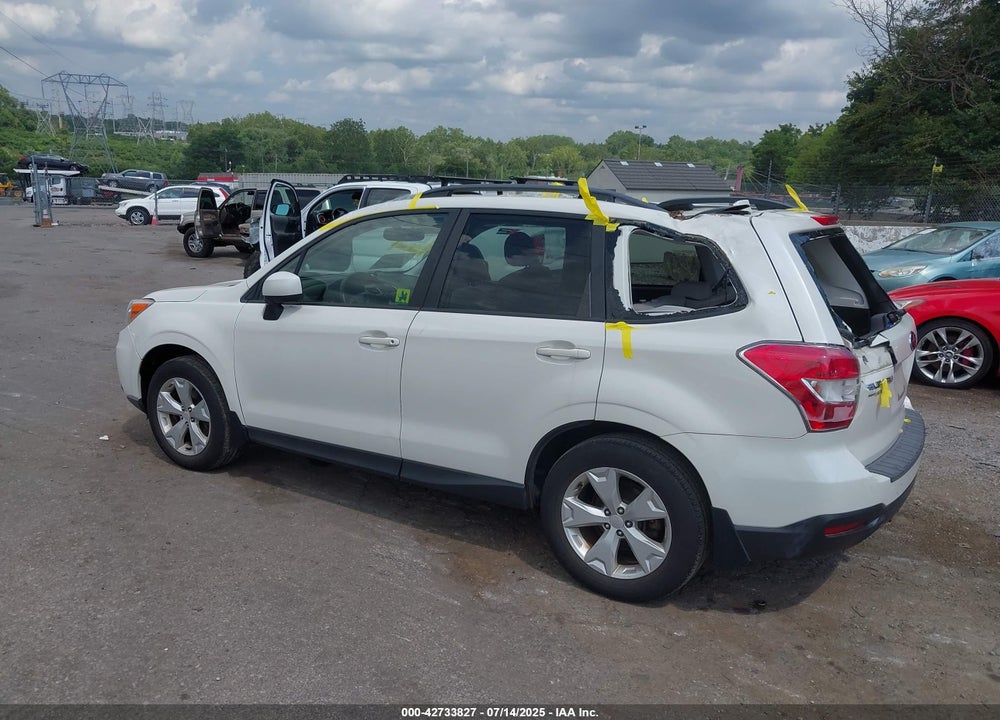 2016 SUBARU FORESTER VIN: JF2SJADC7GG541680