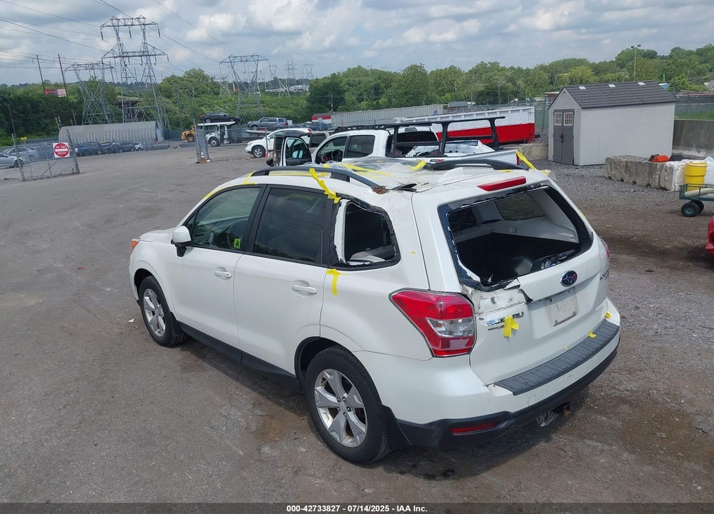 2016 SUBARU FORESTER VIN: JF2SJADC7GG541680