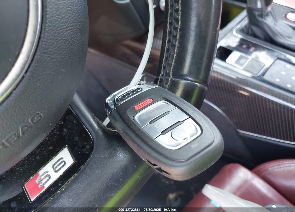 2017 AUDI S6 VIN: WAUHFBFC8HN049022