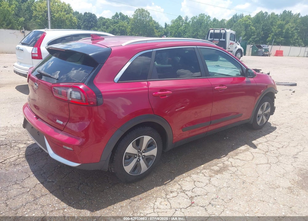 2017 KIA NIRO VIN: KNDCB3LC1H5055022