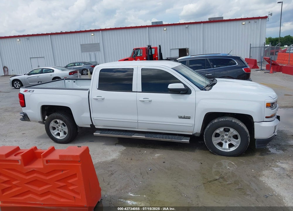 2018 CHEVROLET SILVERADO 1500 VIN: 3GCUKREC6JG499113