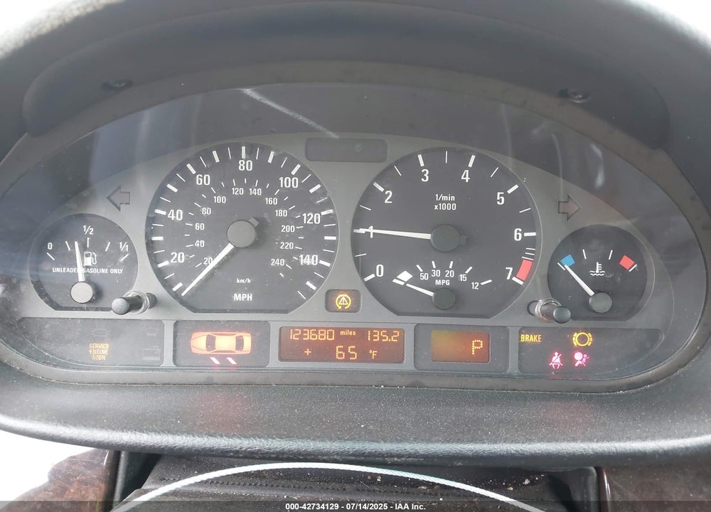 2005 BMW 325I VIN: WBAAZ33405KP92833