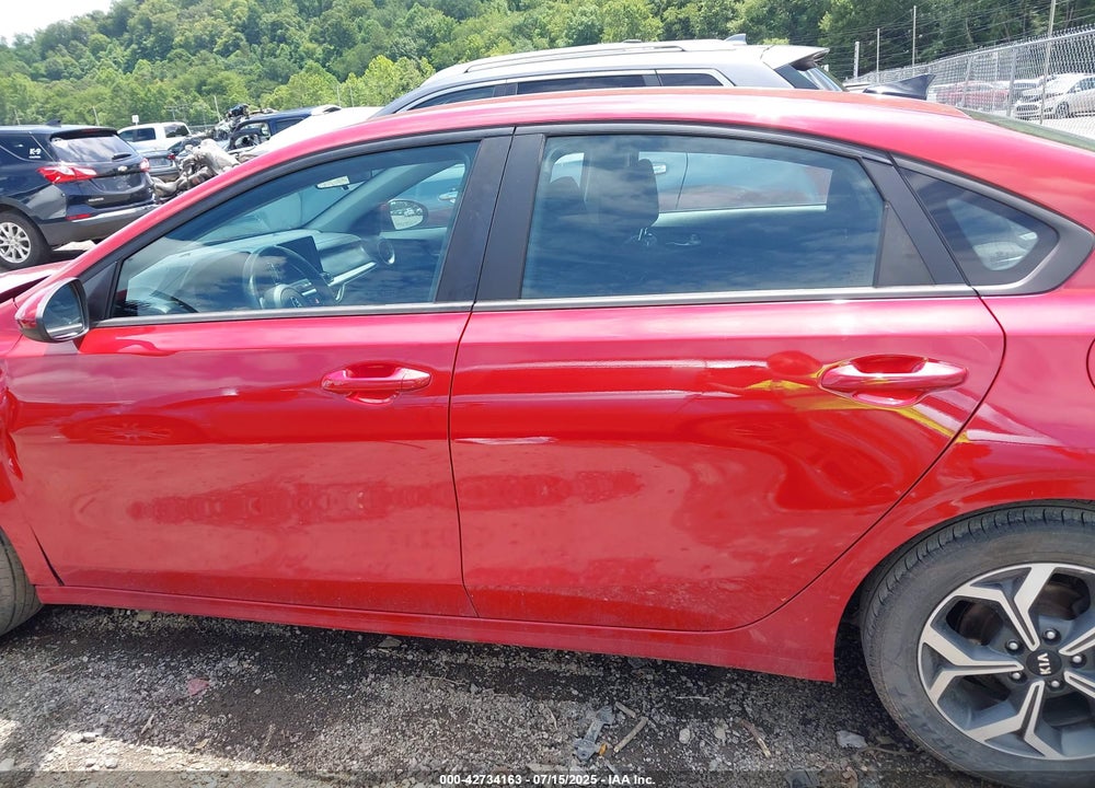 2021 KIA FORTE VIN: 3KPF24AD5ME274143