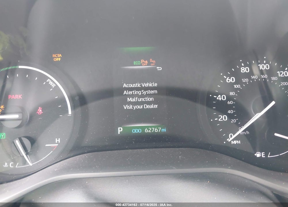 2024 TOYOTA SIENNA XLE VIN: 5TDYRKEC9RS182086