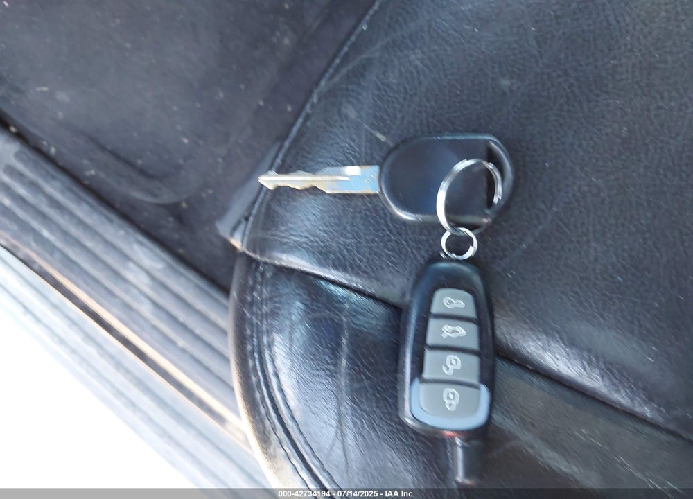 2008 FORD EXPLORER VIN: 1FMEU75898UB18405