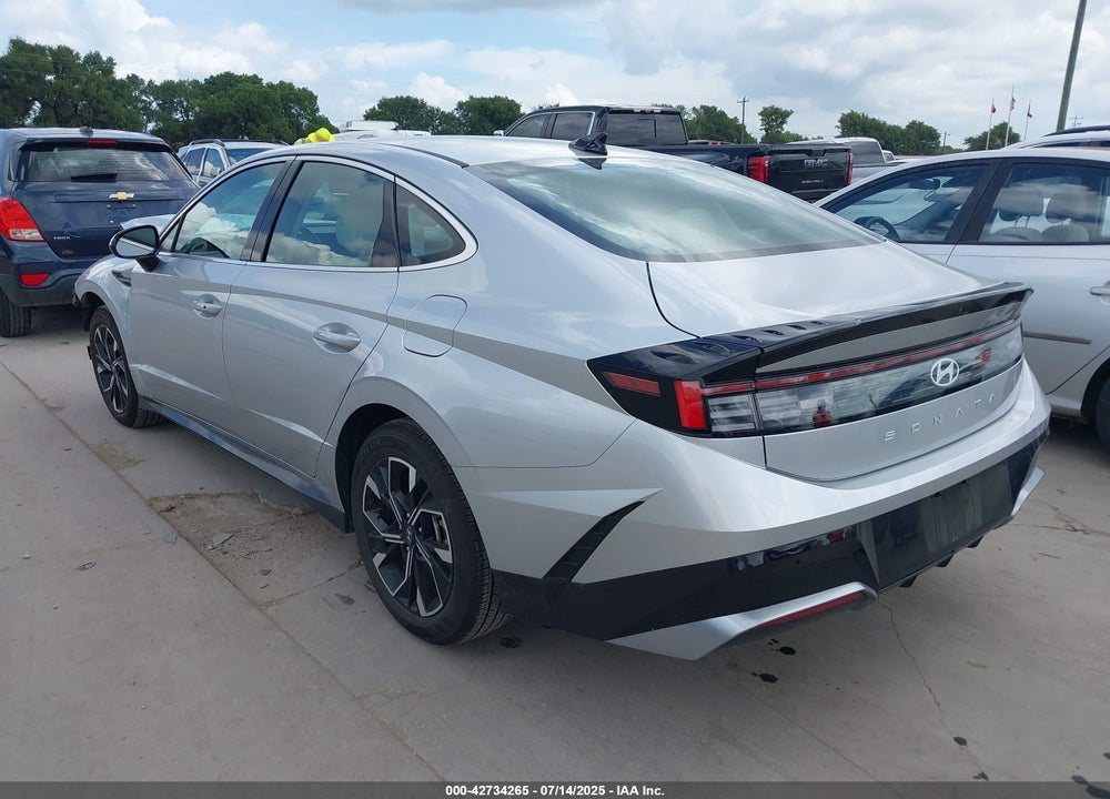 2025 HYUNDAI SONATA VIN: KMHL64JA4SA462175