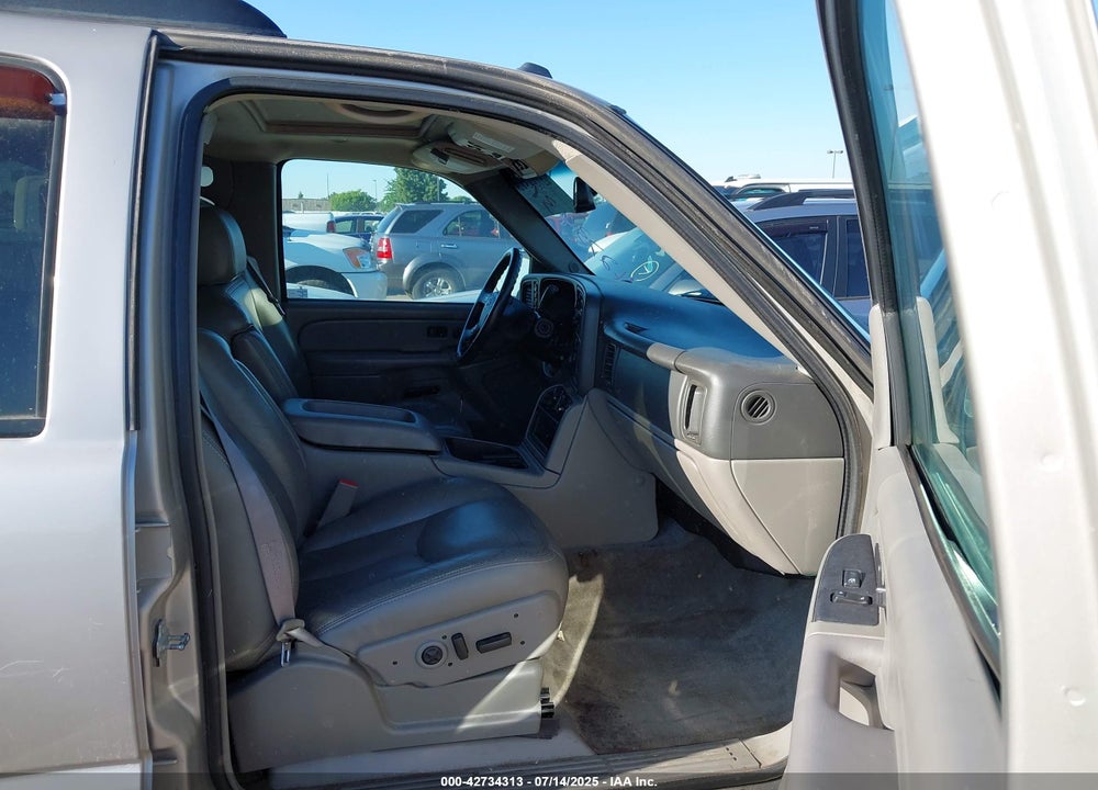 2005 CHEVROLET SUBURBAN 1500 Z71 VIN: 3GNFK16ZX5G167900