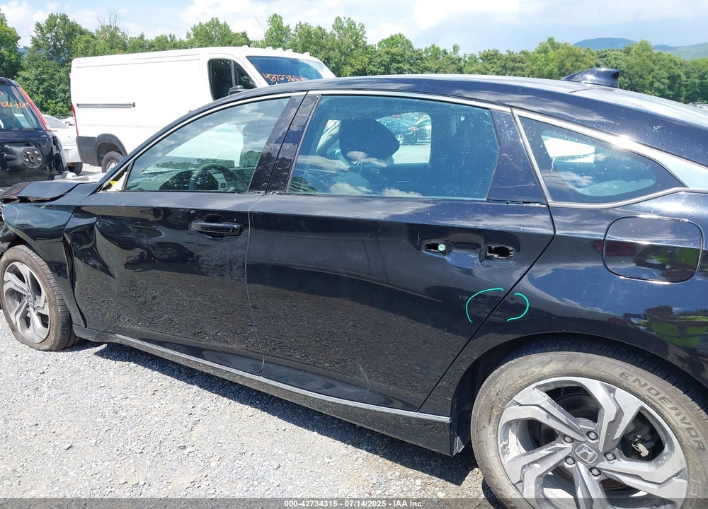2018 HONDA ACCORD VIN: 1HGCV1F46JA034522