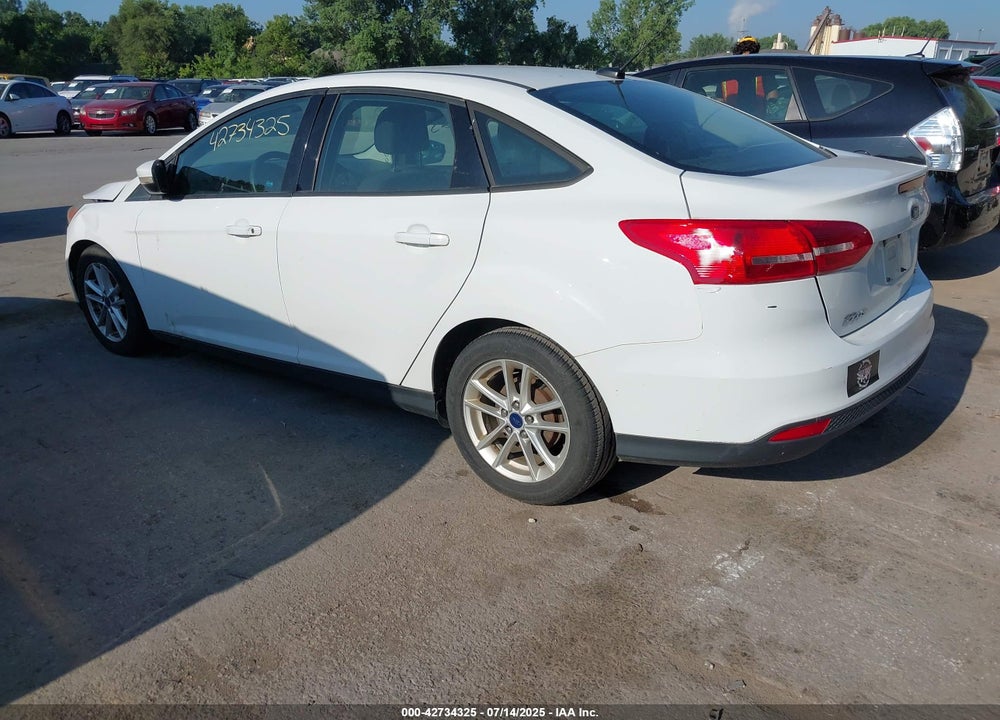 2016 FORD FOCUS SE VIN: 1FADP3F23GL352365