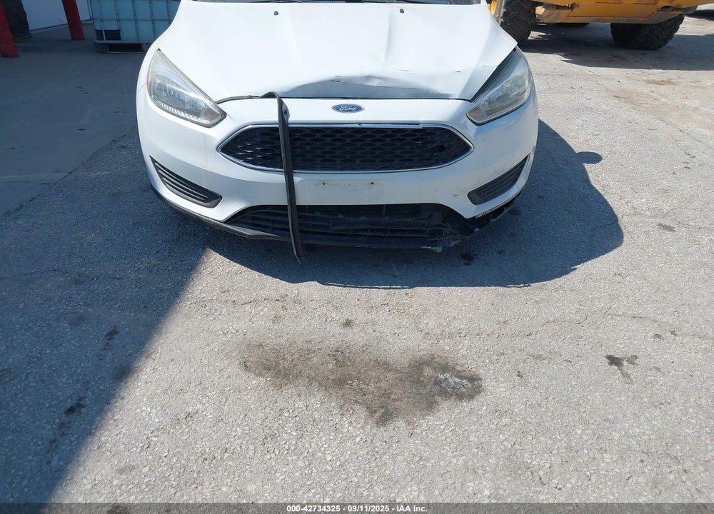 2016 FORD FOCUS SE VIN: 1FADP3F23GL352365