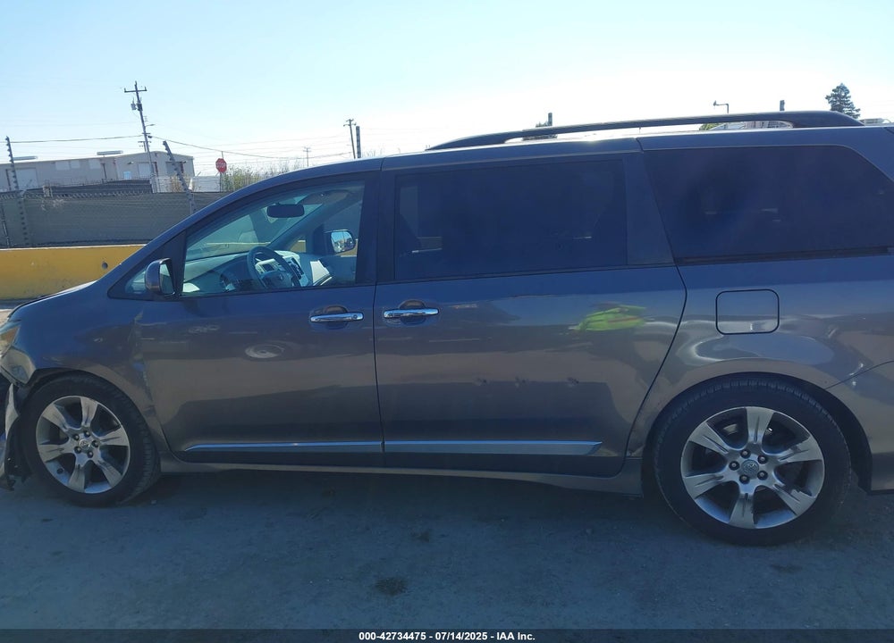 2013 TOYOTA SIENNA VIN: 5TDXK3DC2DS352630