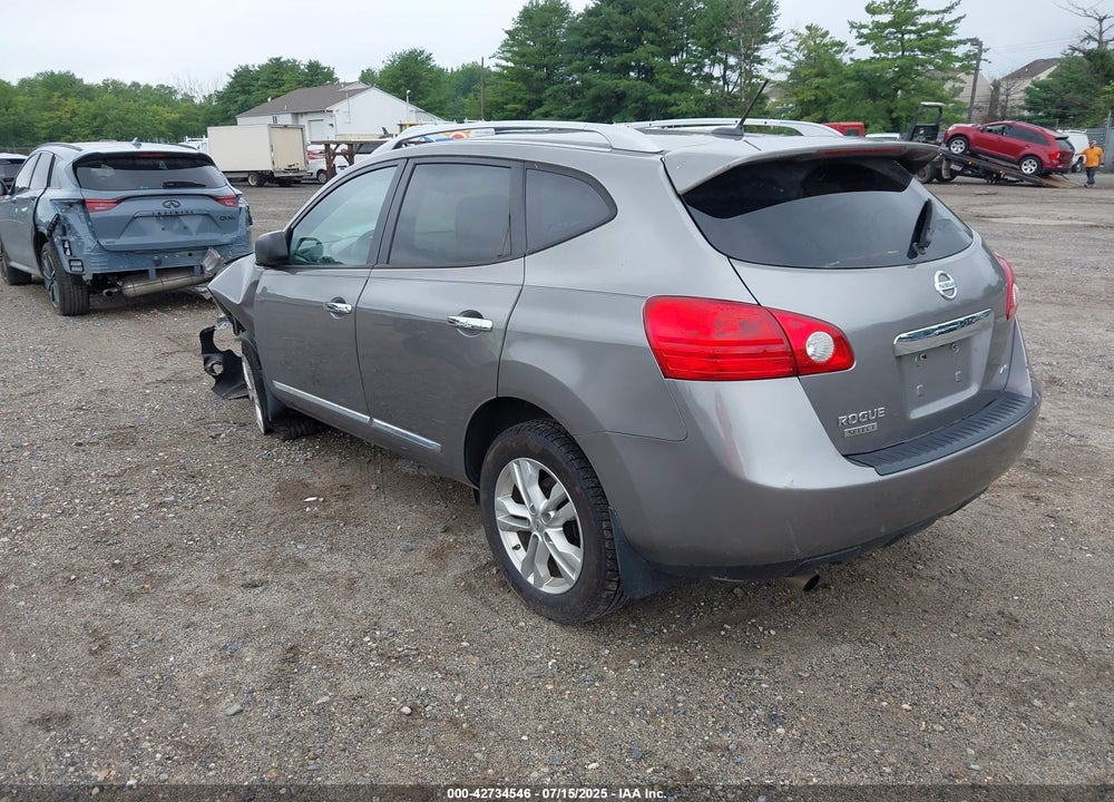 2015 NISSAN ROGUE VIN: JN8AS5MV8FW757160