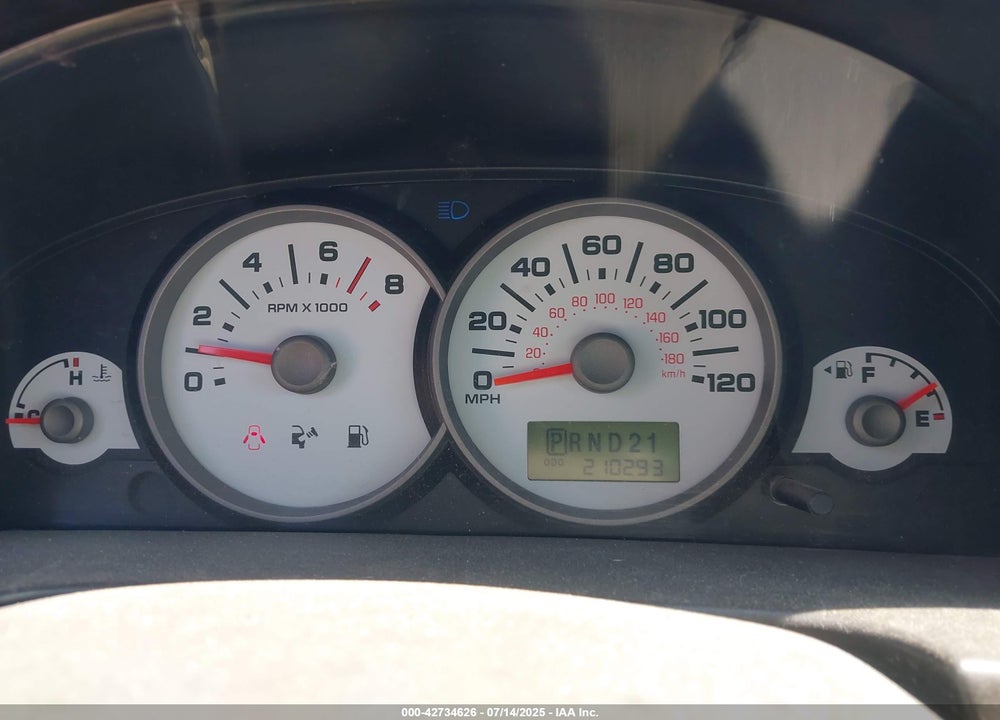 2007 FORD ESCAPE VIN: 1FMCU93187KA34899