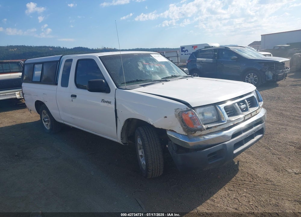 2000 NISSAN FRONTIER XE VIN: 1N6DD26S8YC403483