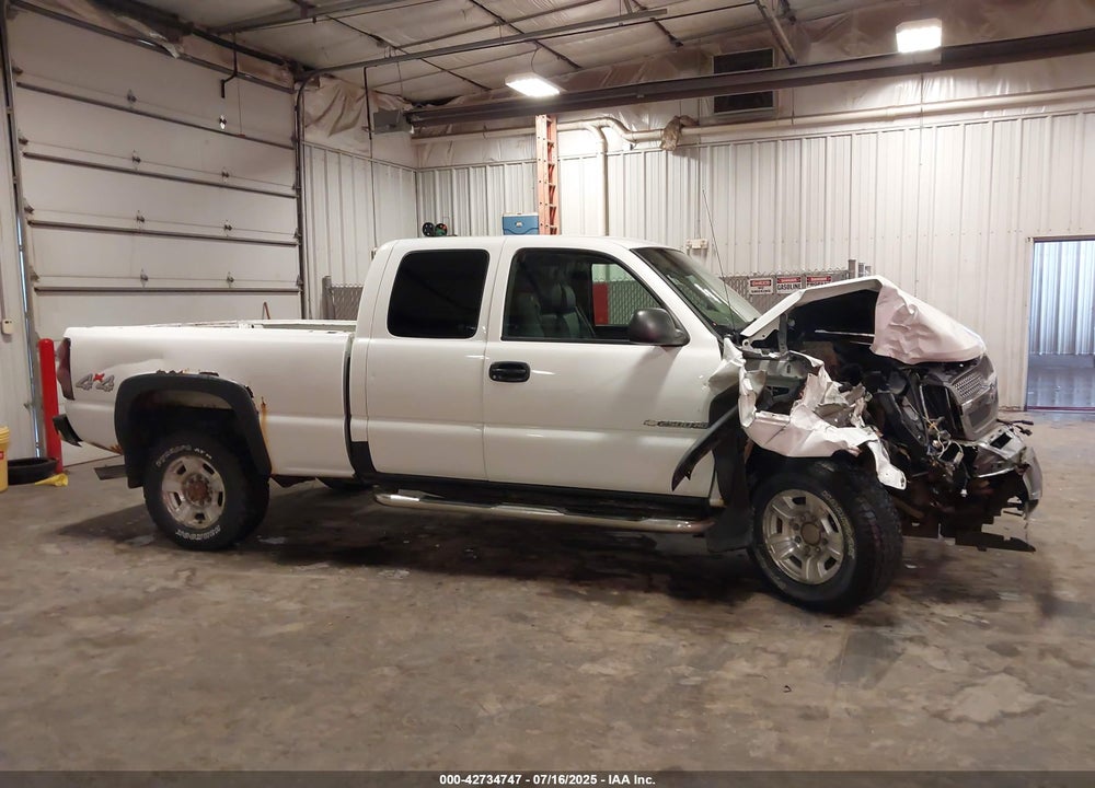 2004 CHEVROLET SILVERADO 2500HD WORK TRUCK VIN: 1GCHK29U94E314964