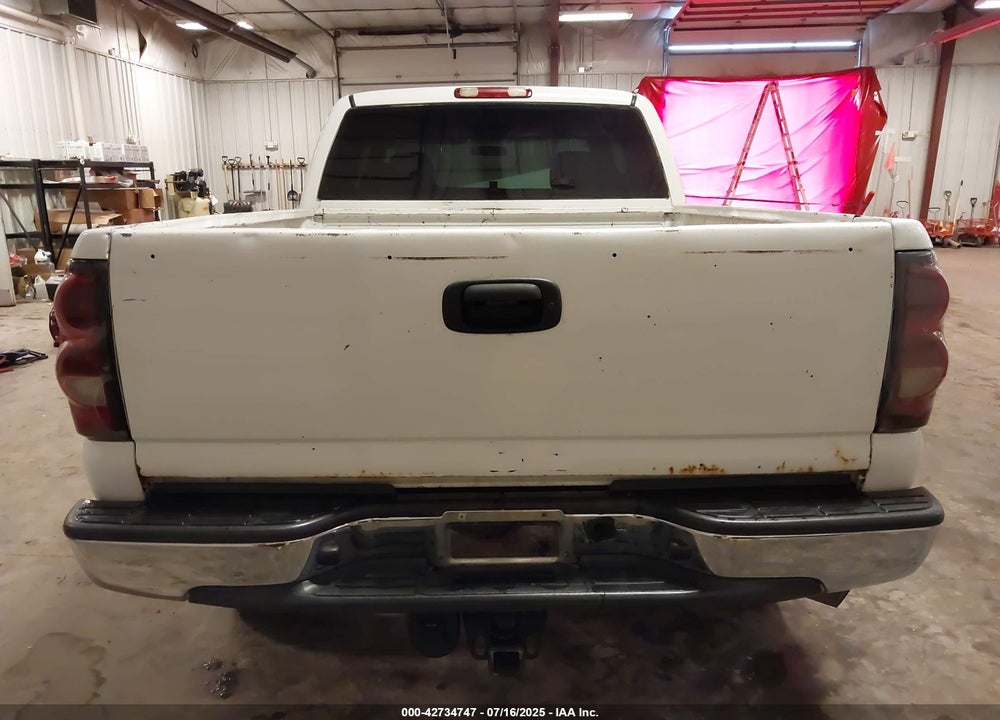 2004 CHEVROLET SILVERADO 2500HD WORK TRUCK VIN: 1GCHK29U94E314964