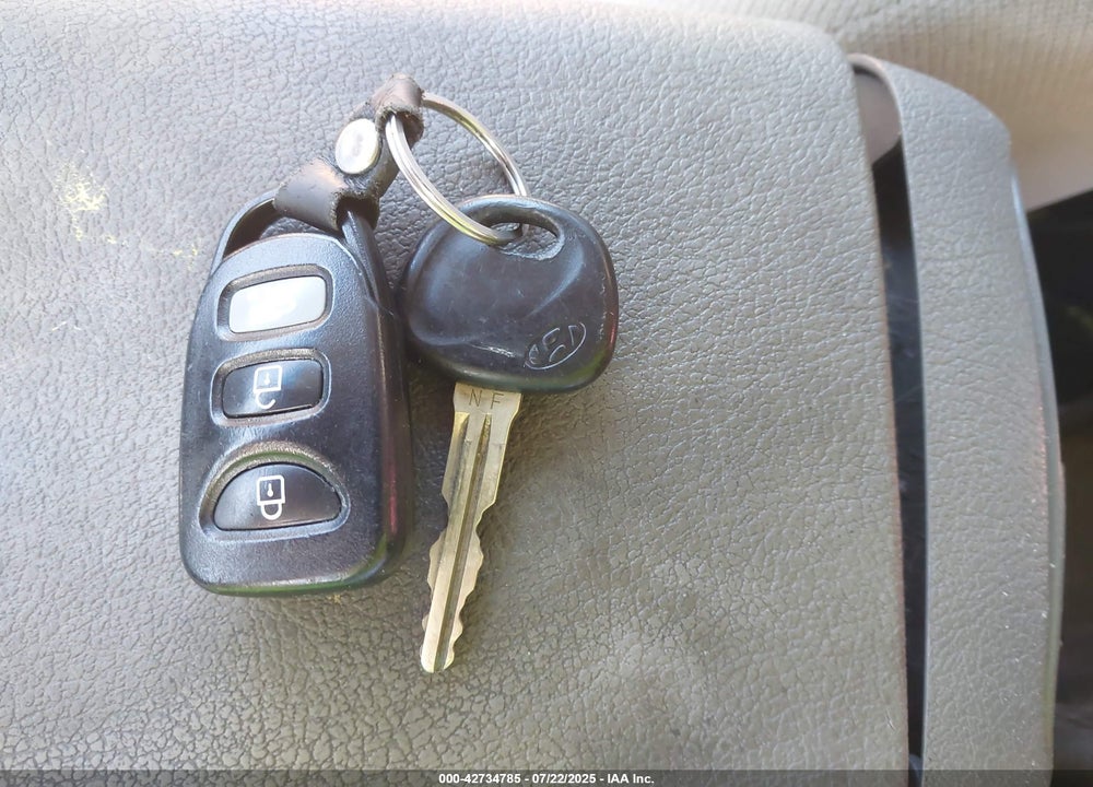 2010 HYUNDAI SONATA VIN: 5NPEU4AC2AH620721