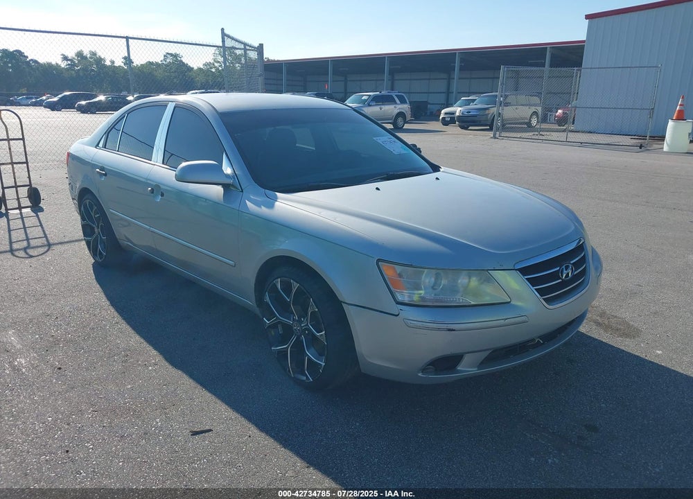 2010 HYUNDAI SONATA VIN: 5NPEU4AC2AH620721