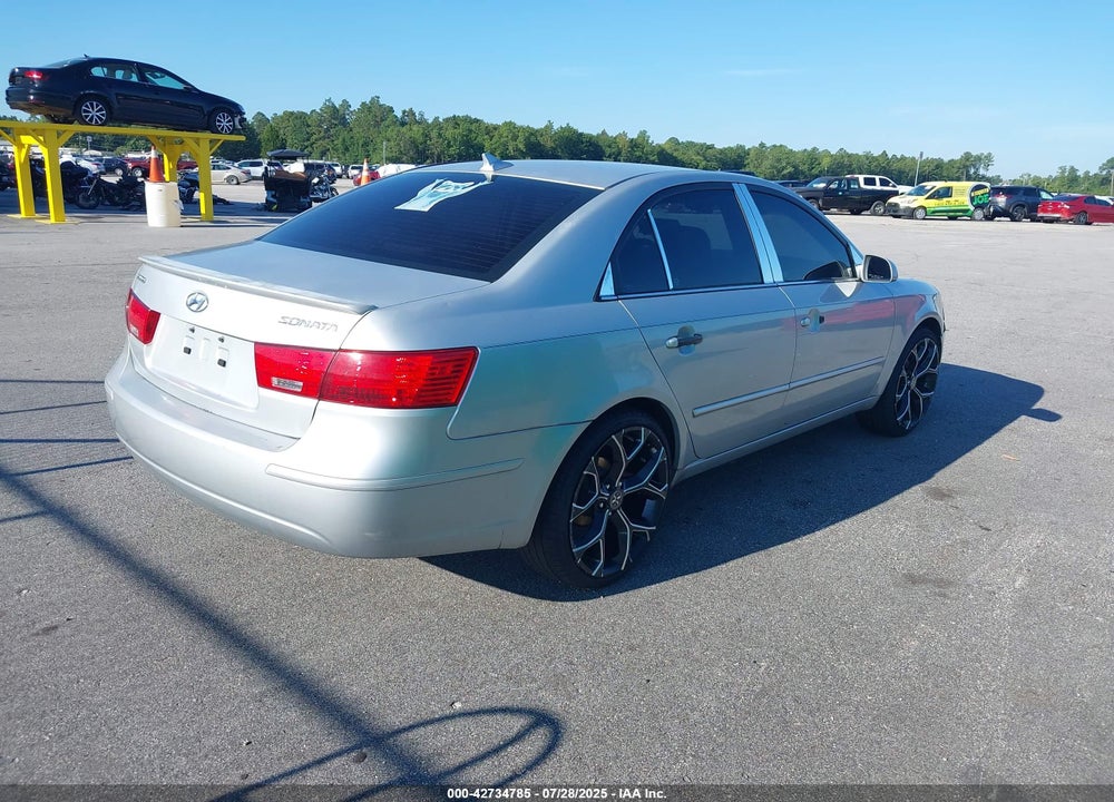 2010 HYUNDAI SONATA VIN: 5NPEU4AC2AH620721