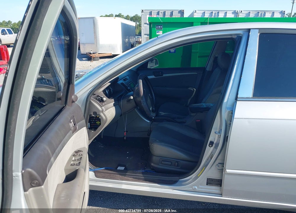 2010 HYUNDAI SONATA VIN: 5NPEU4AC2AH620721
