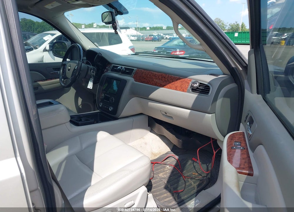 2007 CHEVROLET TAHOE LT VIN: 1GNFK130X7R265057