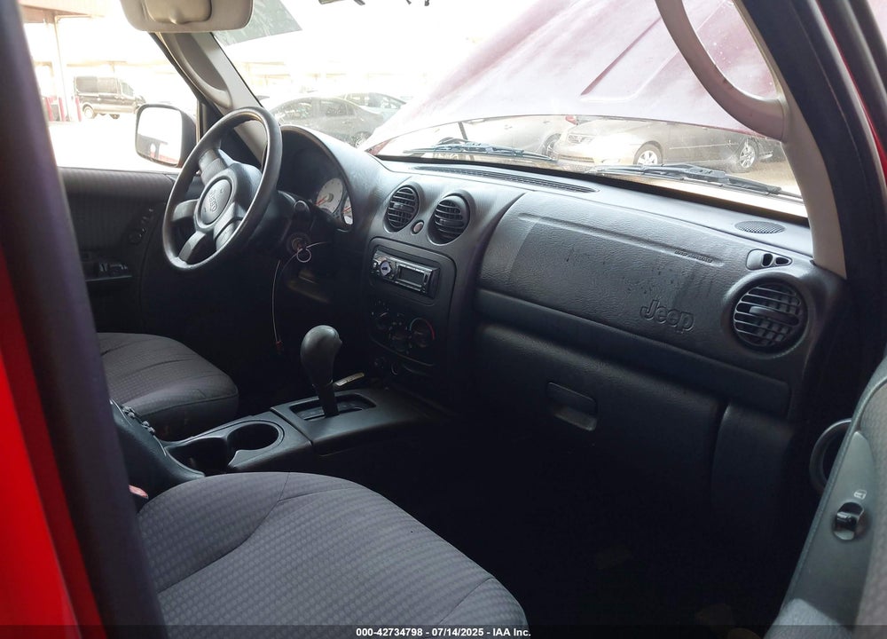 2002 JEEP LIBERTY SPORT VIN: 1J4GL48K82W222797