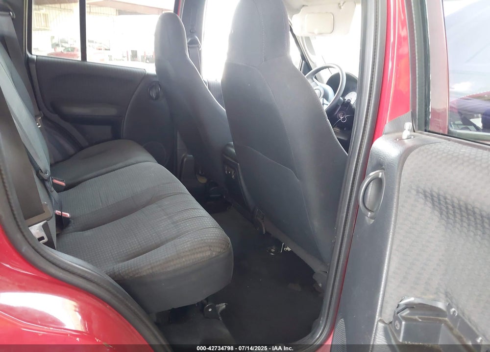 2002 JEEP LIBERTY SPORT VIN: 1J4GL48K82W222797