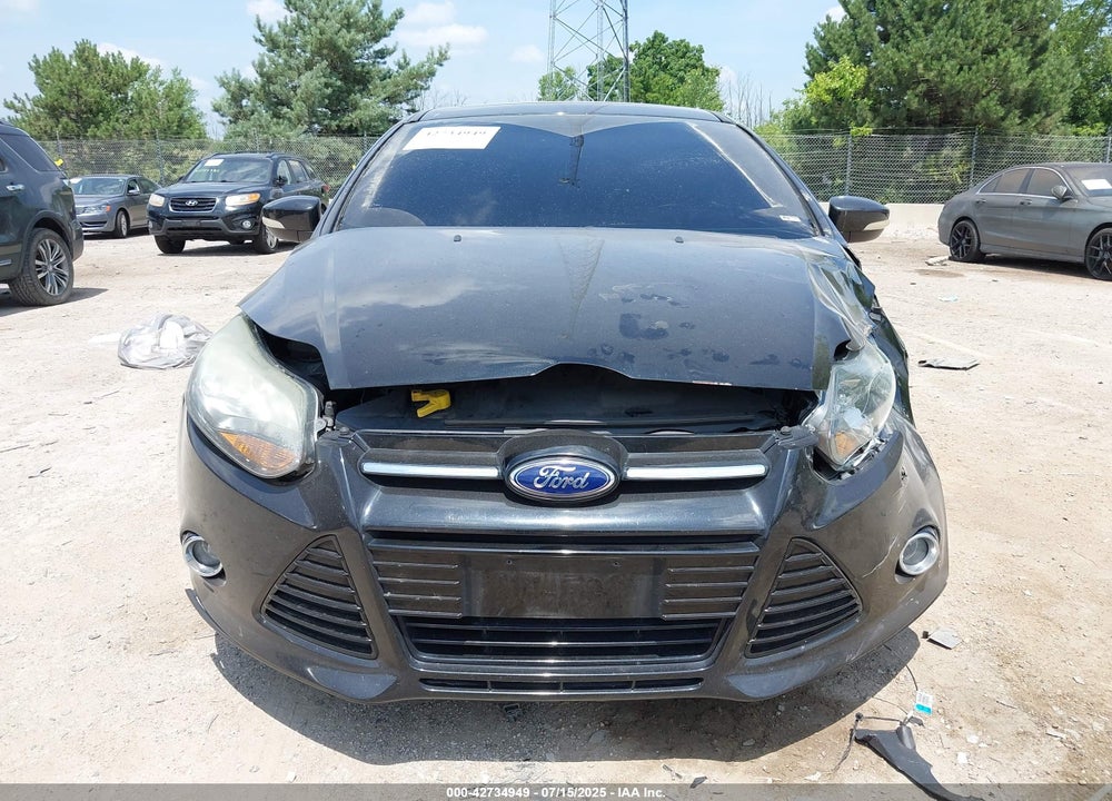 2014 FORD FOCUS TITANIUM VIN: 1FADP3J29EL368283
