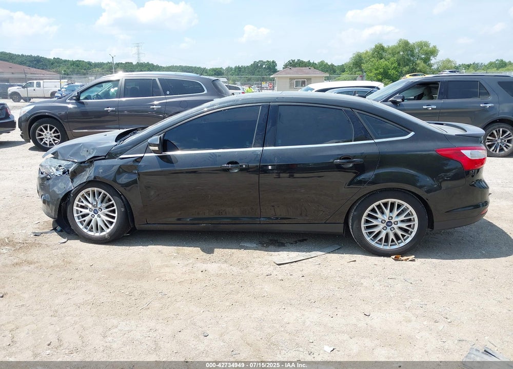 2014 FORD FOCUS TITANIUM VIN: 1FADP3J29EL368283