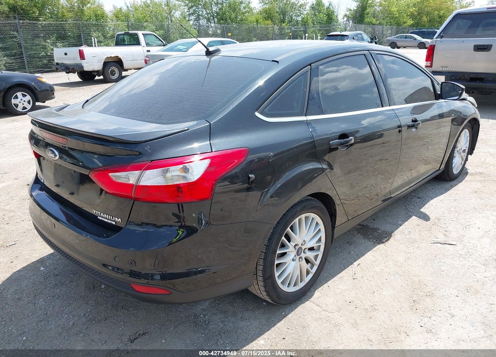 2014 FORD FOCUS TITANIUM VIN: 1FADP3J29EL368283