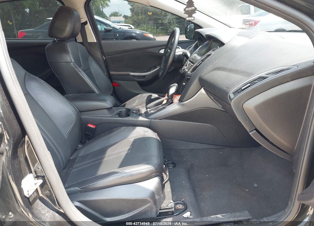 2014 FORD FOCUS TITANIUM VIN: 1FADP3J29EL368283