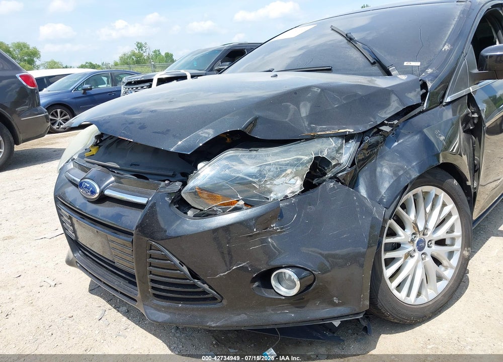 2014 FORD FOCUS TITANIUM VIN: 1FADP3J29EL368283
