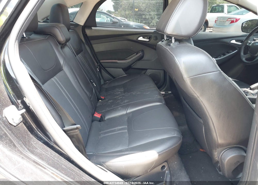 2014 FORD FOCUS TITANIUM VIN: 1FADP3J29EL368283
