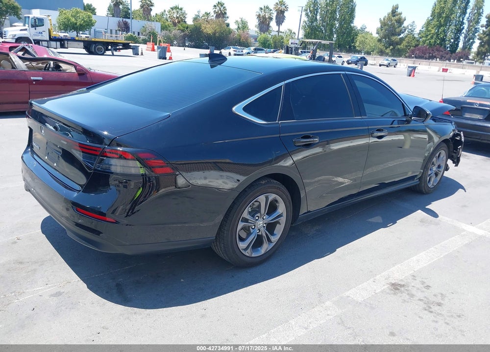 2024 HONDA ACCORD EX VIN: 1HGCY1F32RA058052