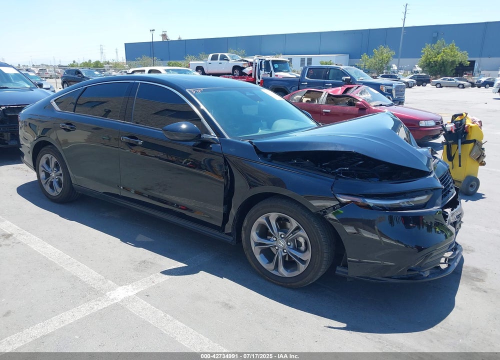 2024 HONDA ACCORD EX VIN: 1HGCY1F32RA058052