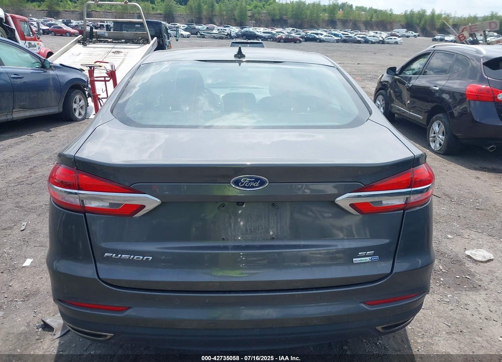 2019 FORD FUSION VIN: 3FA6P0T99KR101658