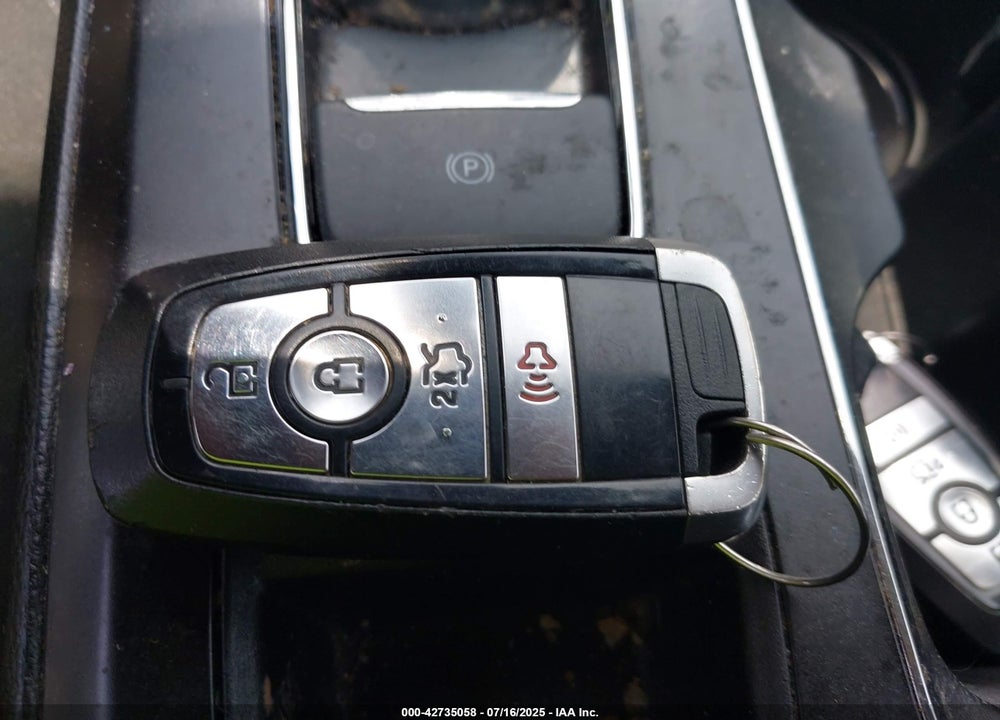 2019 FORD FUSION VIN: 3FA6P0T99KR101658
