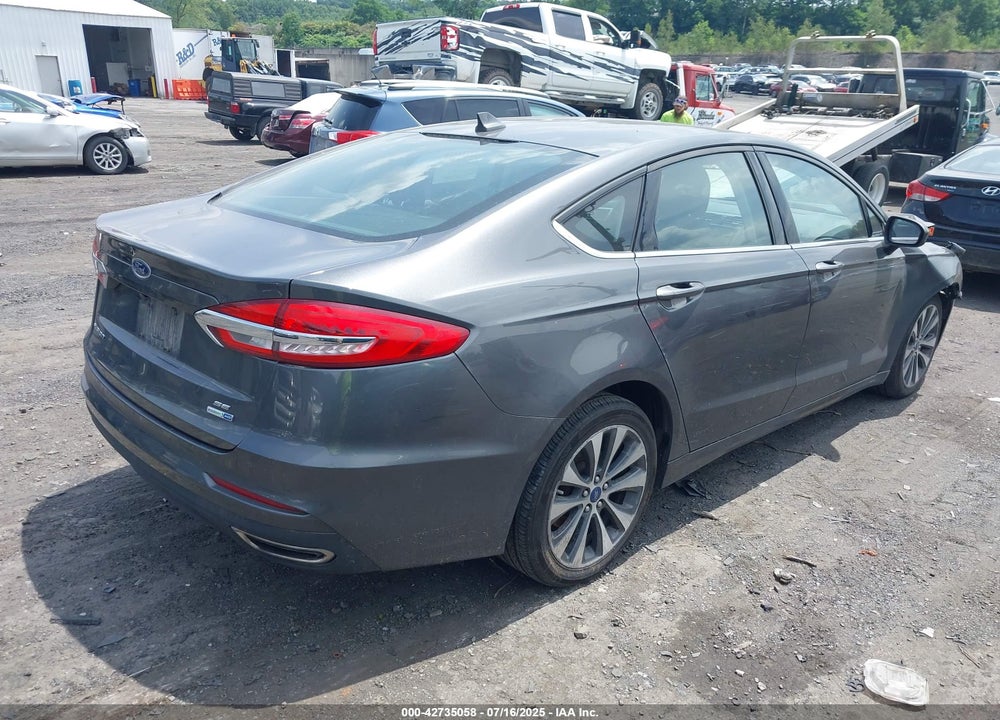 2019 FORD FUSION VIN: 3FA6P0T99KR101658