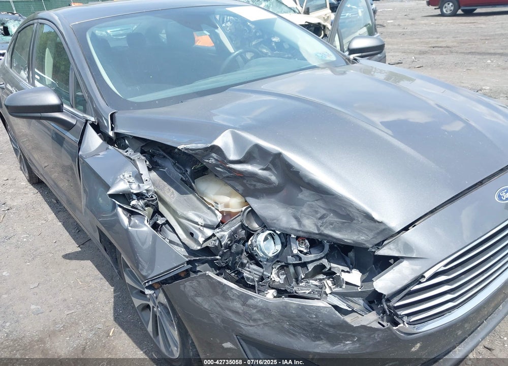 2019 FORD FUSION VIN: 3FA6P0T99KR101658