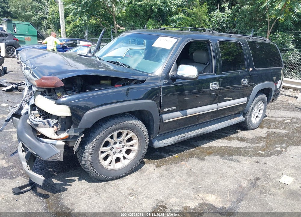 2000 CHEVROLET SUBURBAN 1500 LT VIN: 3GNFK16T7YG126026