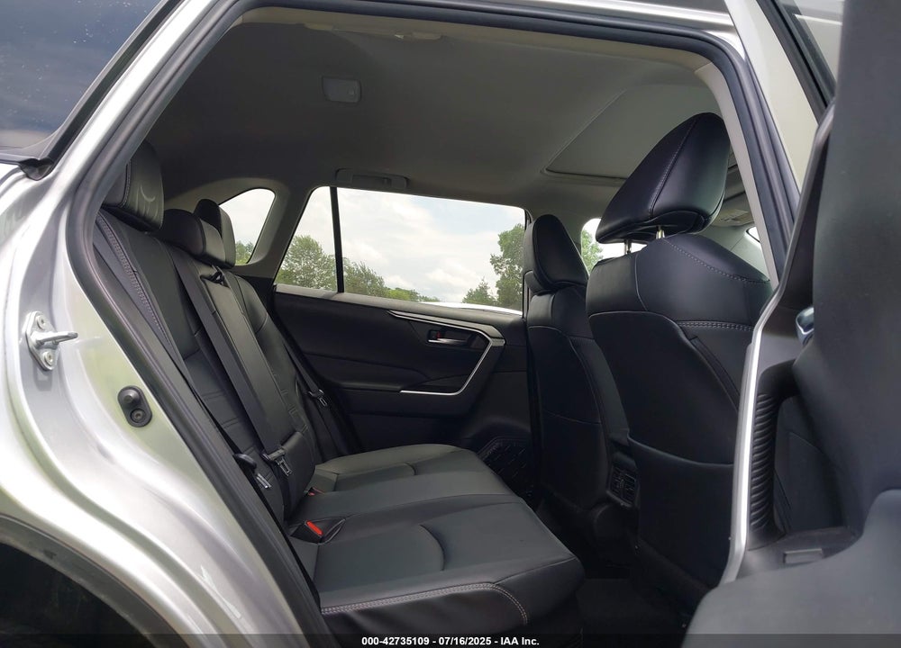 2022 TOYOTA RAV4 HYBRID VIN: 4T3B6RFV6NU104963