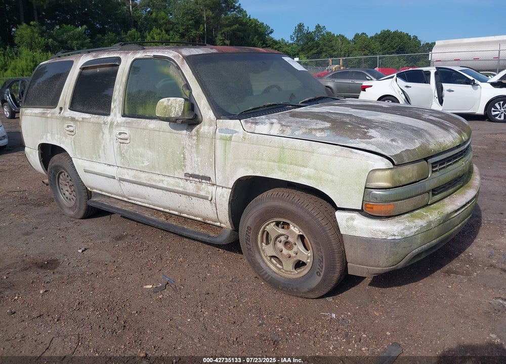 2001 CHEVROLET TAHOE LT VIN: 1GNEC13T81J158131