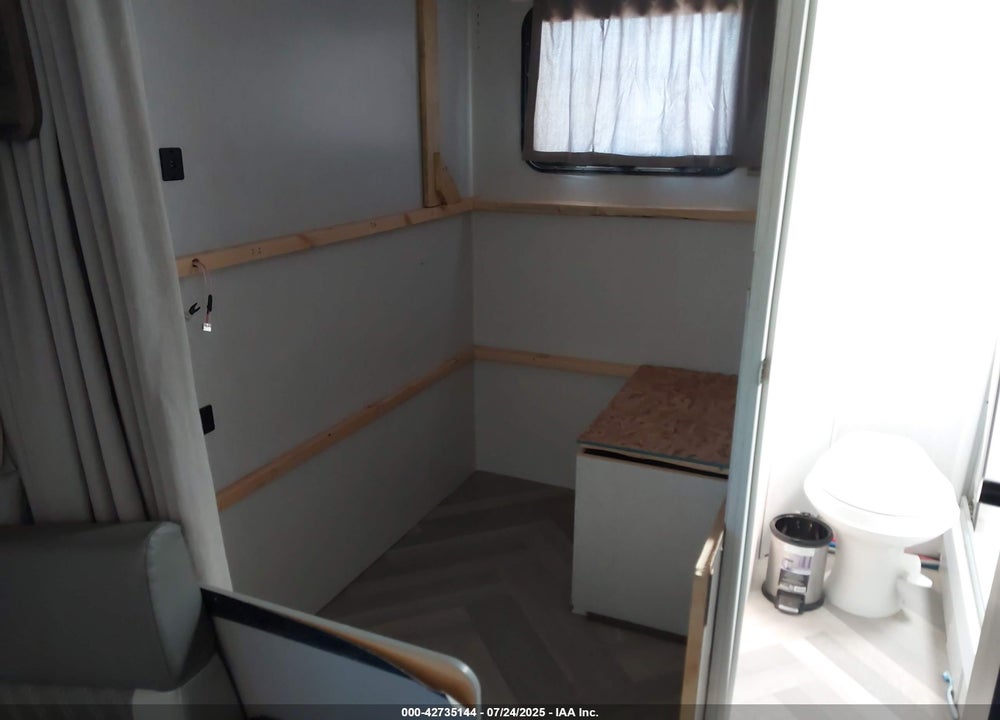 2022 FOREST RIVER OTHER VIN: 4X4TWDB29N7374990