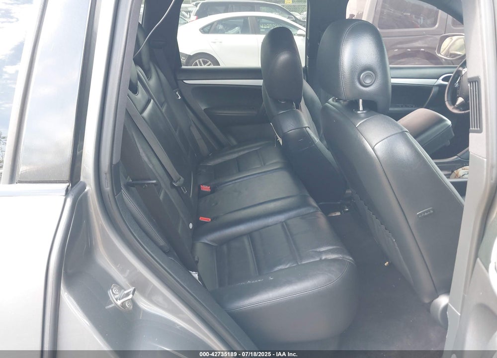 2010 PORSCHE CAYENNE VIN: WP1AA2AP0ALA05321