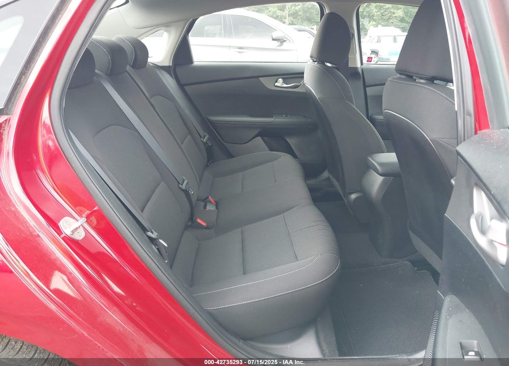 2019 KIA FORTE VIN: 3KPF24AD8KE057196
