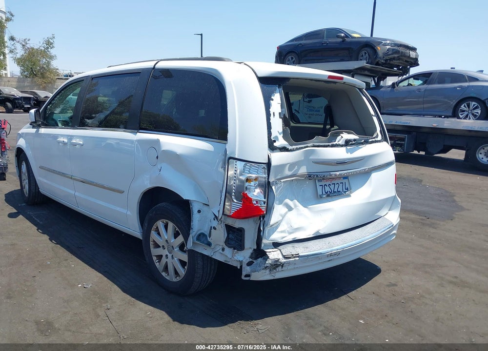 2014 CHRYSLER TOWN & COUNTRY VIN: 2C4RC1BG8ER211751