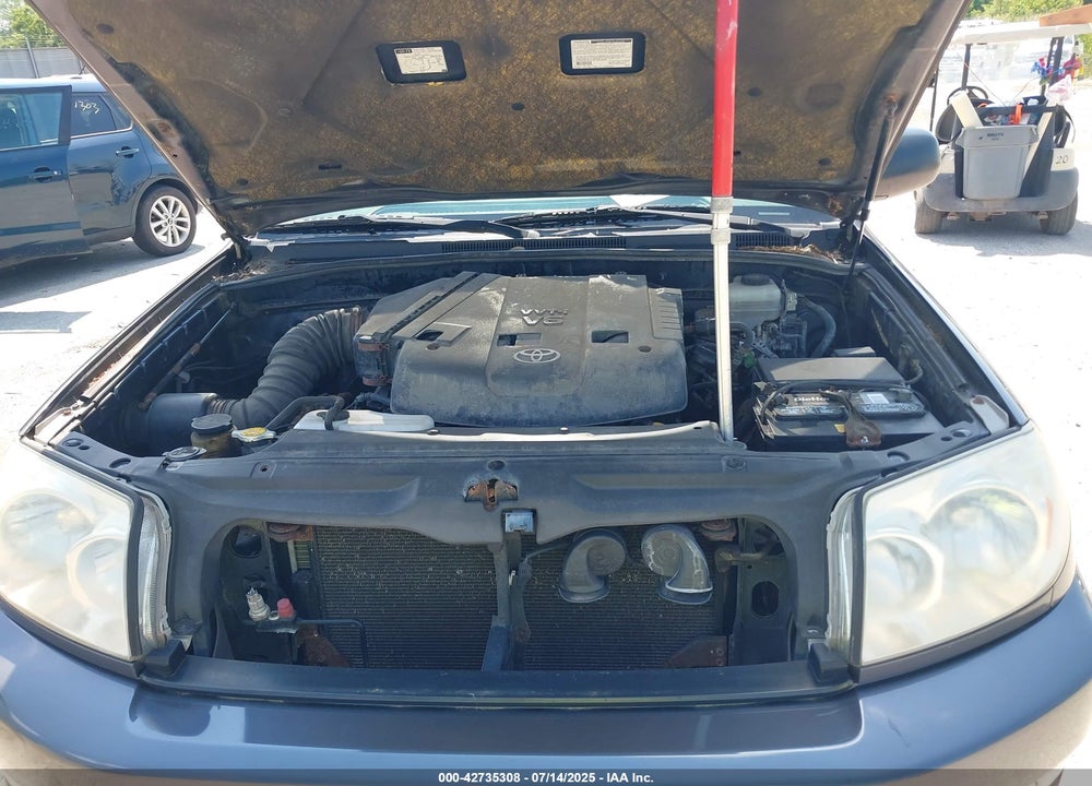 2005 TOYOTA 4RUNNER SR5 V6 VIN: JTEBU14R958038391