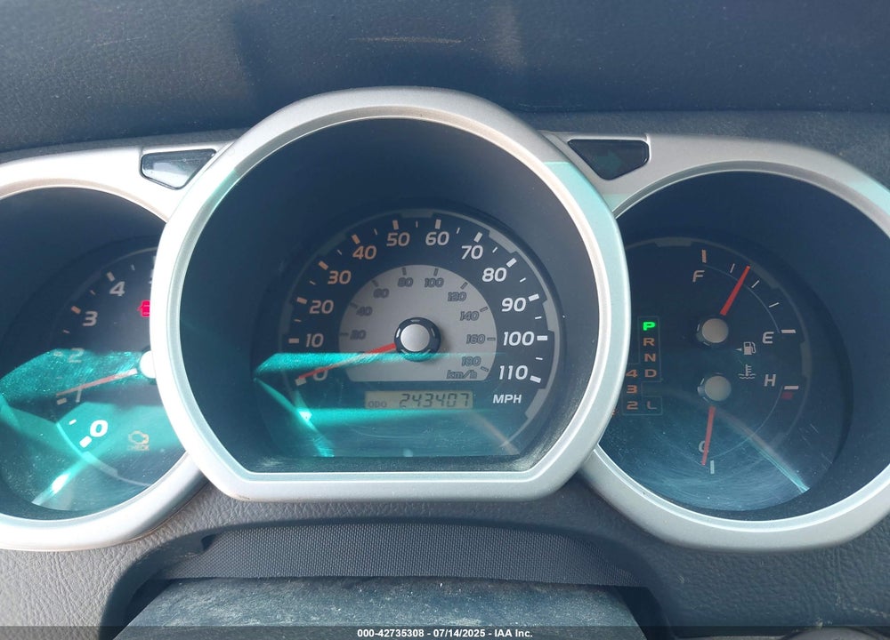 2005 TOYOTA 4RUNNER SR5 V6 VIN: JTEBU14R958038391