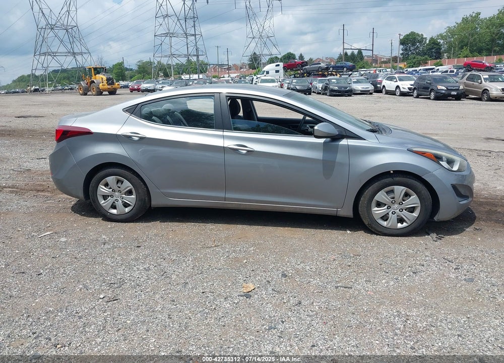 2016 HYUNDAI ELANTRA VIN: KMHDH4AE7GU543730