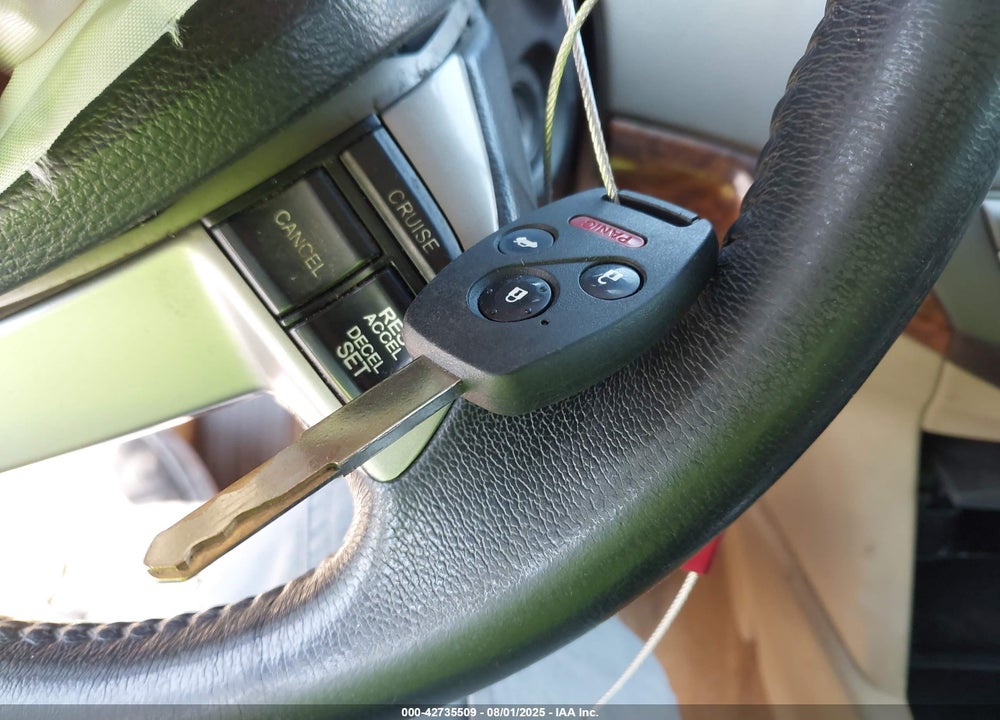 2009 HONDA ACCORD SDN VIN: 1HGCP368X9A012124